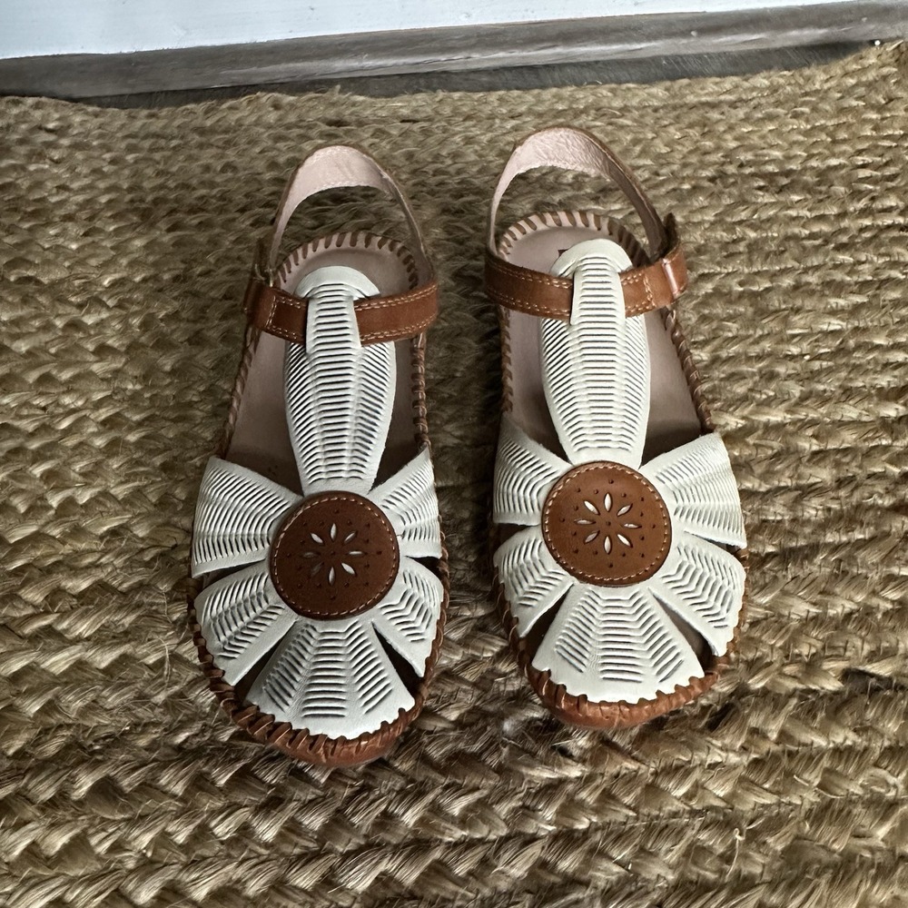 Pikolinos Puerto Vallarta Nata Floral Sandals 37 6.5-7